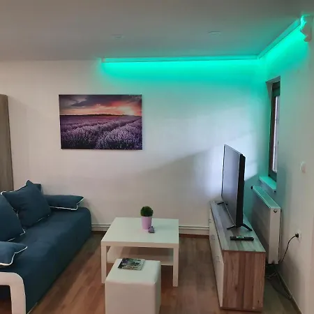 Pr' Basc - Apartma Nik Apartman *